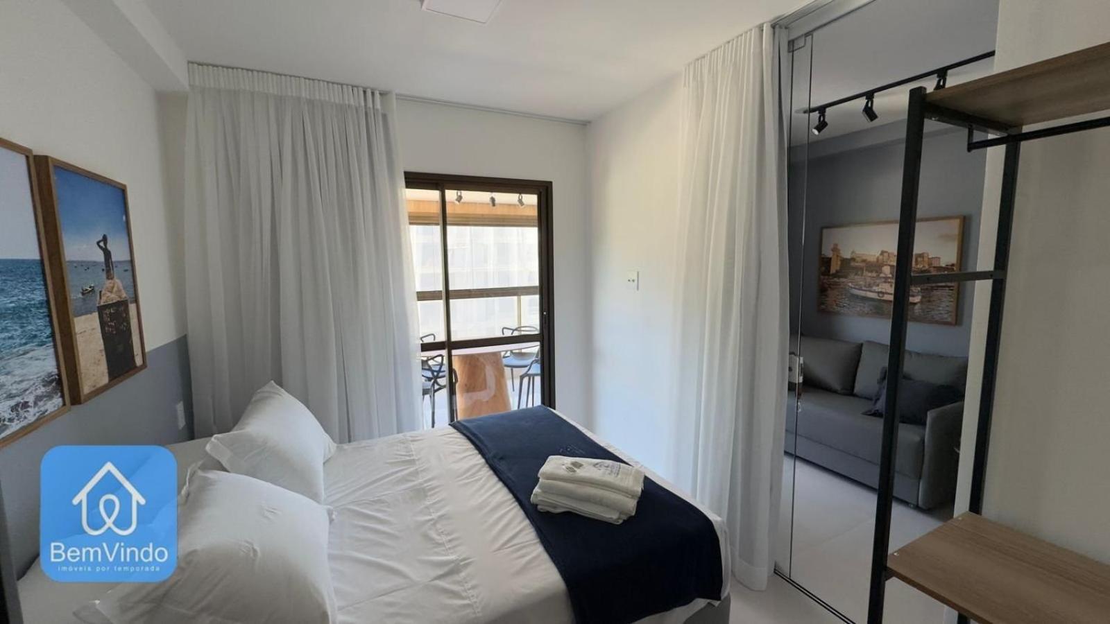 E Sala Confortavel E Completo Na Ondina